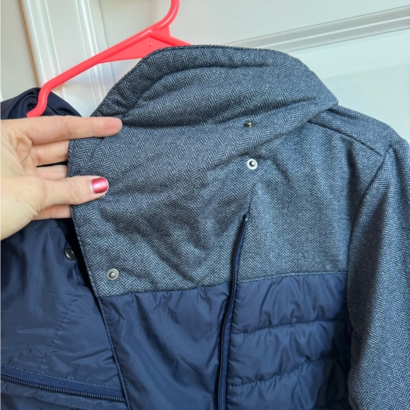 Helly Hansen Astra Jacket, Navy Blue, Size Medium - Picture 7 of 9